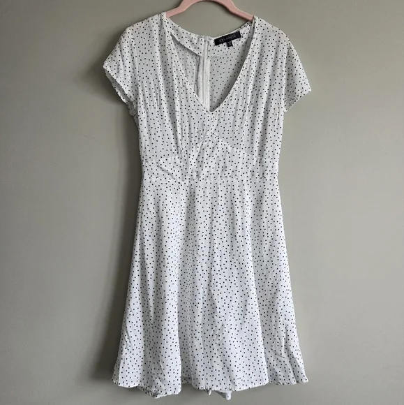 Dynamite Dresses Dynamite White And Black Polka Dot Midi Dress